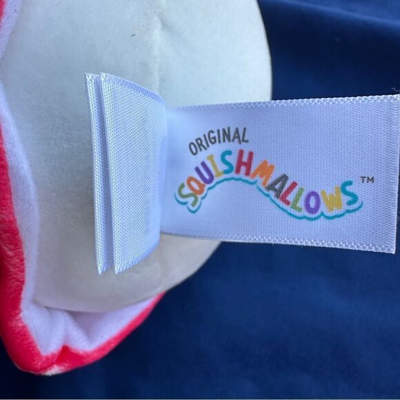 Hello Kitty squishmallow - Picture 3 of 7